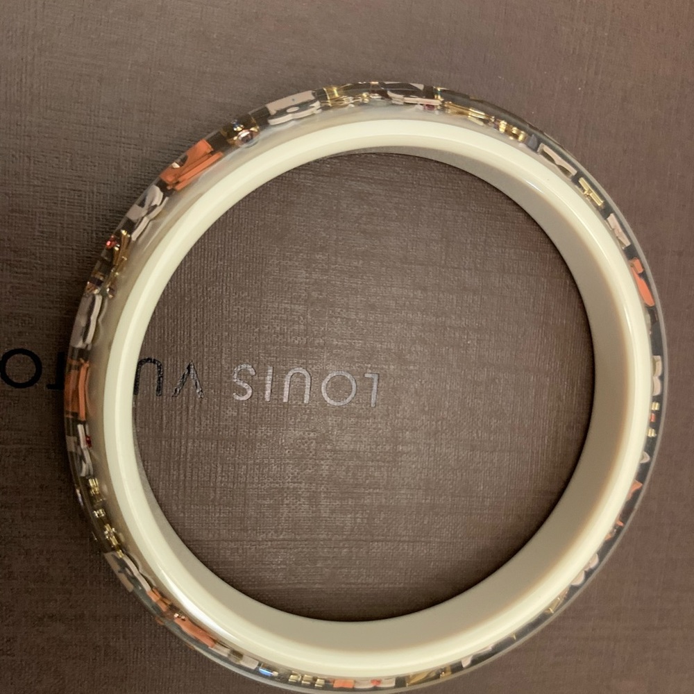LV bangle - Picture 3 of 9